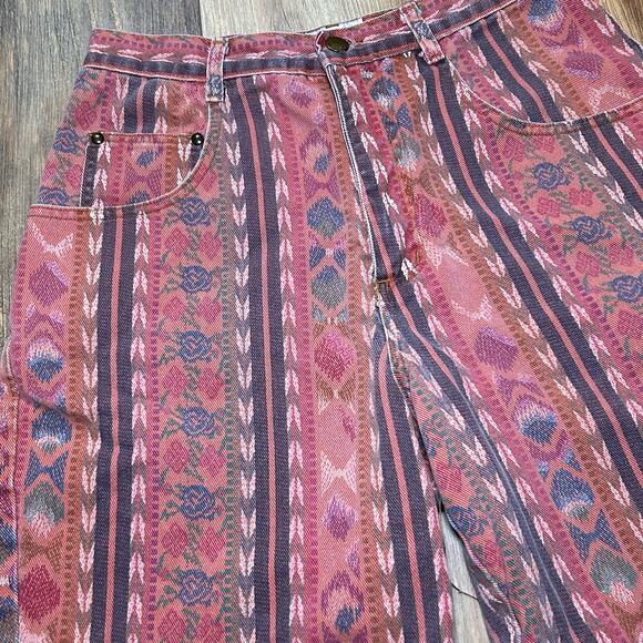 90's Vintage Shorts High Rise Jean Shorts Pink Aztec Tribal Print Boh0 Denim 26" - Picture 4 of 11